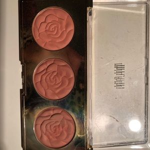 Blush trio palette